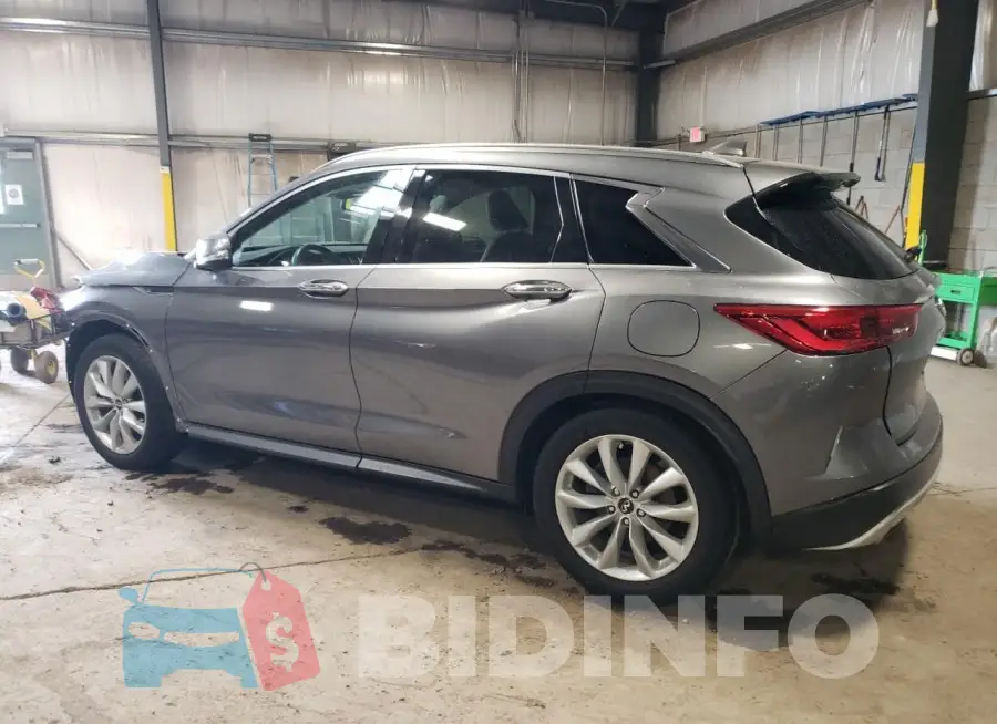 3PCAJ5M10KF110892 Photo# 1