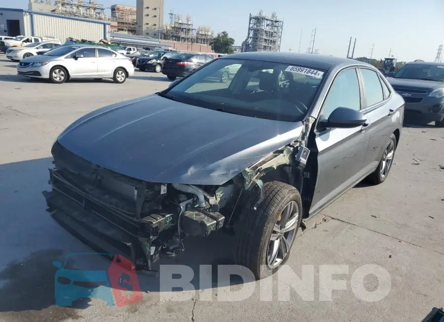 3VW7M7BU3RM018947 Photo# 1