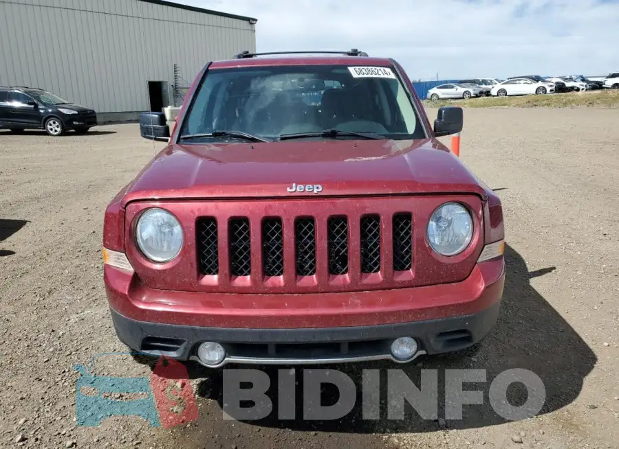 1C4NJRAB5HD125586 Photo# 5
