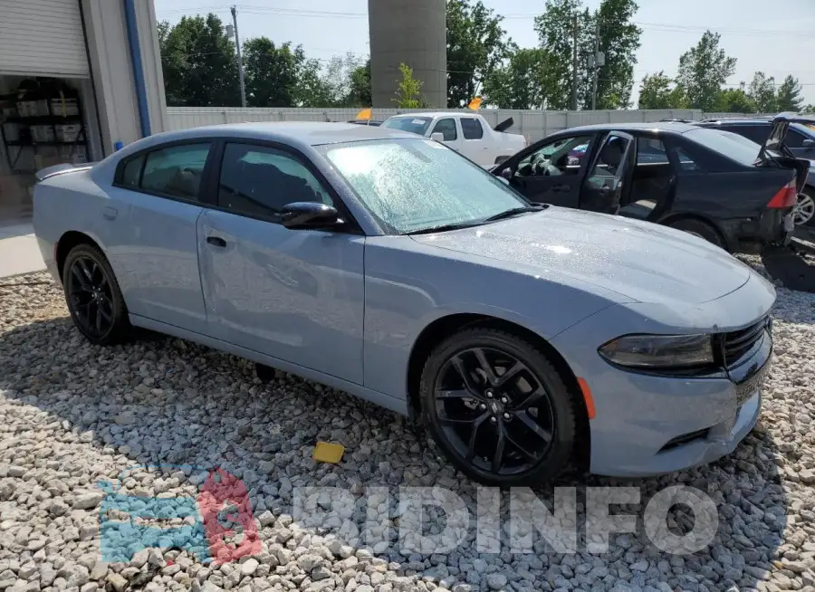 2C3CDXBG8NH157495 Photo# 4