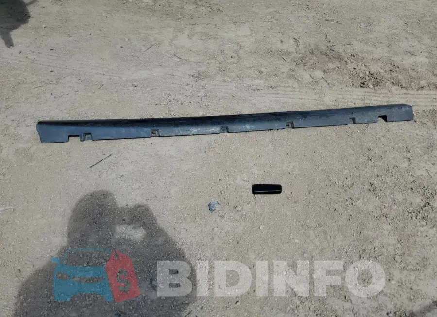 2C3CDXCT9GH178368 Photo# 12