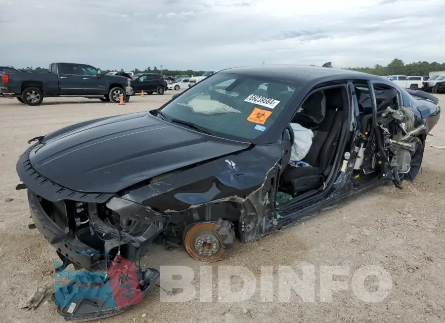 2C3CDXHG8JH188103 Photo# 1