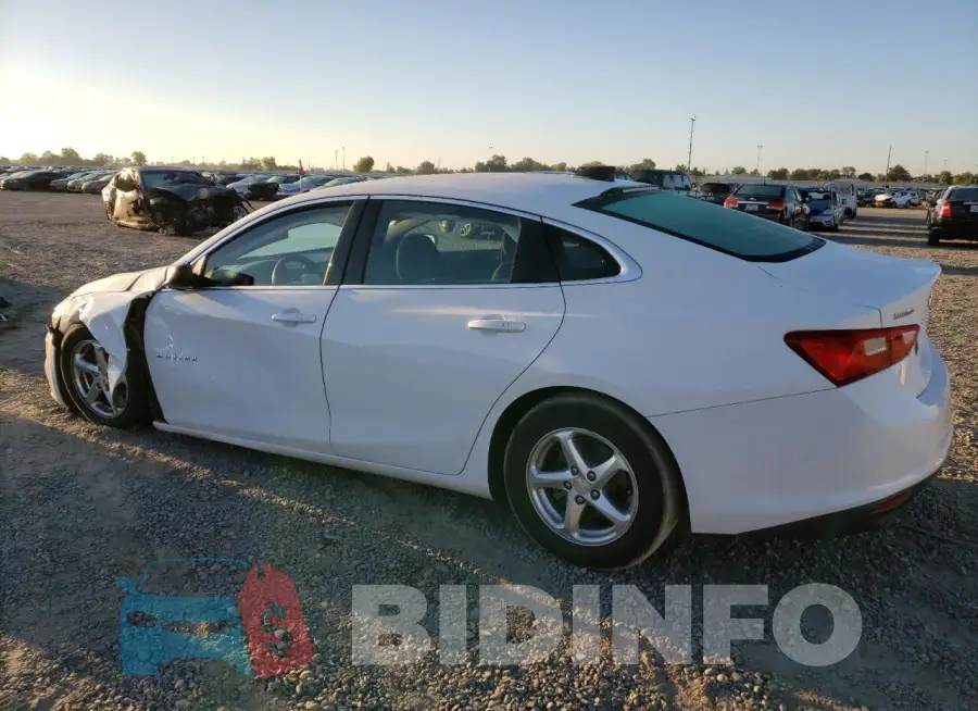 1G1ZB5ST5JF205312 Photo# 2