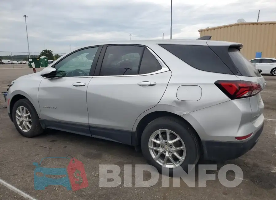 2GNAXTEV8N6135013 Photo# 2
