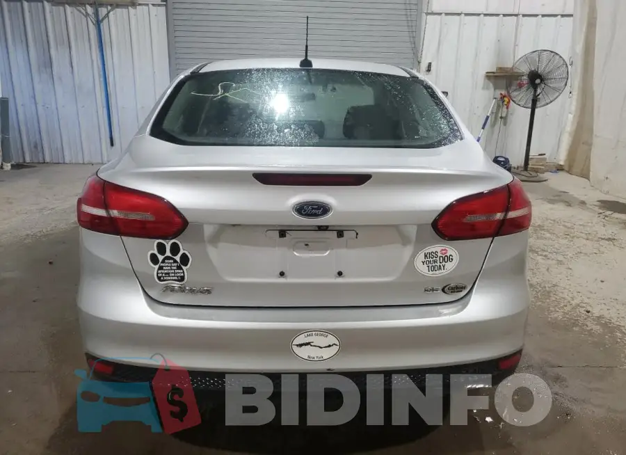 1FADP3F20FL275839 Photo# 6