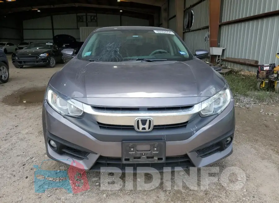 19XFC1F33HE012641 Photo# 5