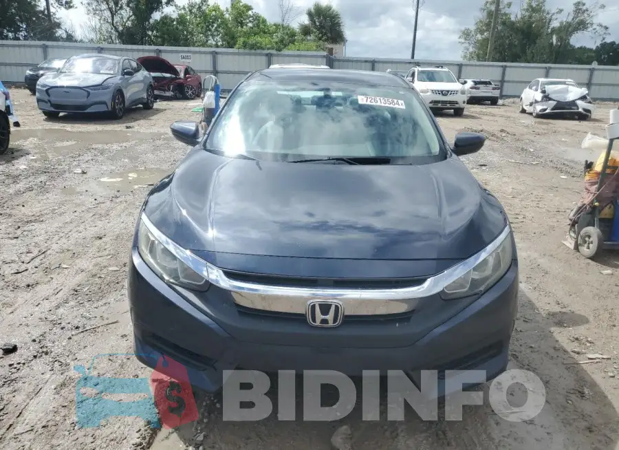 19XFC2F52GE222458 Photo# 5