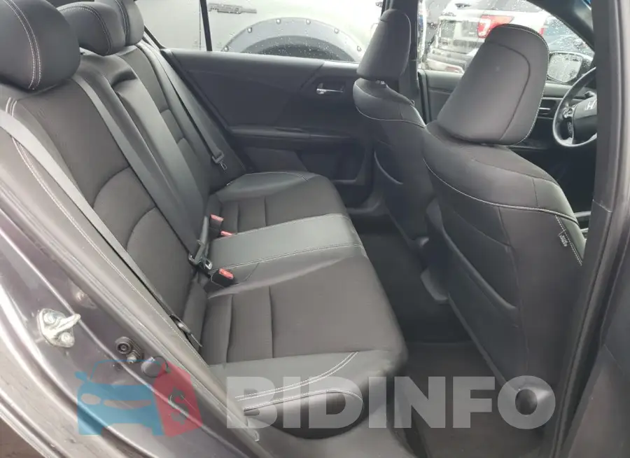 1HGCR2F57GA160982 Photo# 10