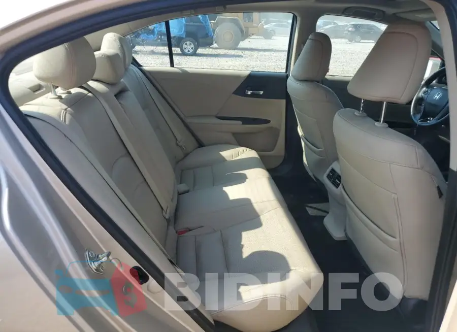 1HGCR2F89FA110772 Photo# 10