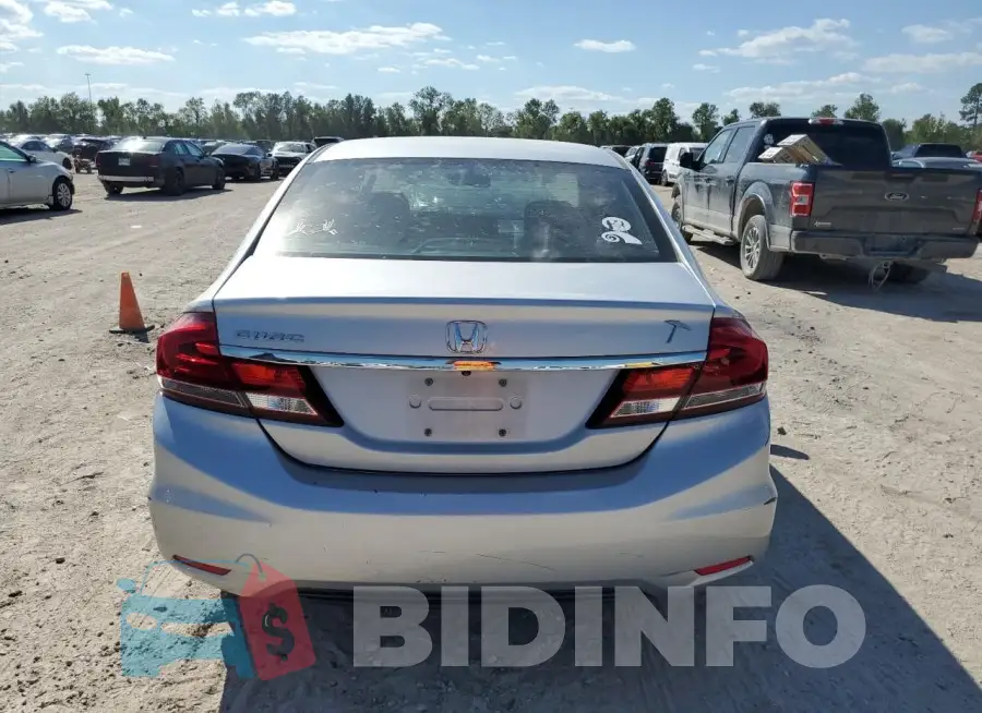 2HGFB2F79FH523351 Photo# 6