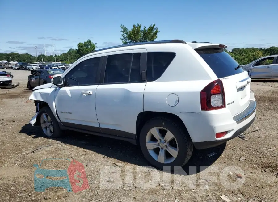 1C4NJDEBXFD395729 Photo# 2
