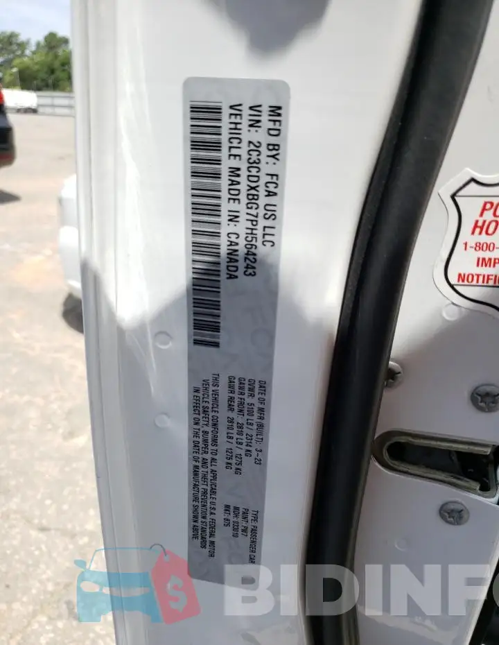 2C3CDXBG7PH564243 Photo# 13