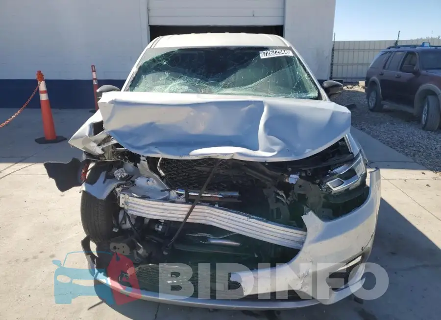 2C4RC1BG4RR120272 Photo# 5