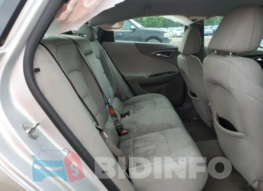 1G1ZD5ST2LF063871 Photo# 10
