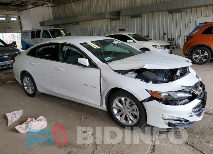 1G1ZD5ST3PF238246 Photo# 4
