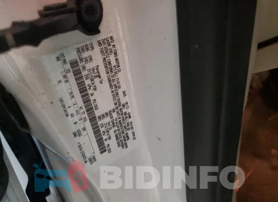 1FADP3F25GL205061 Photo# 12