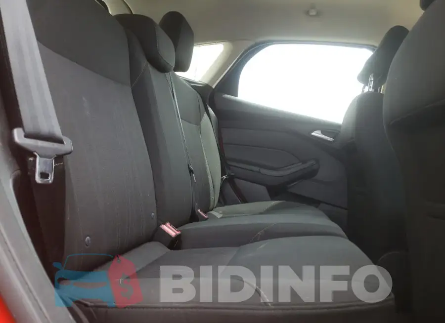 1FADP3K23GL213794 Photo# 10