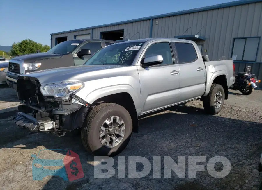 3TYAX5GNXPT079137 Photo# 1