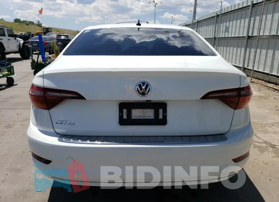 3VWC57BU3KM042425 Photo# 6