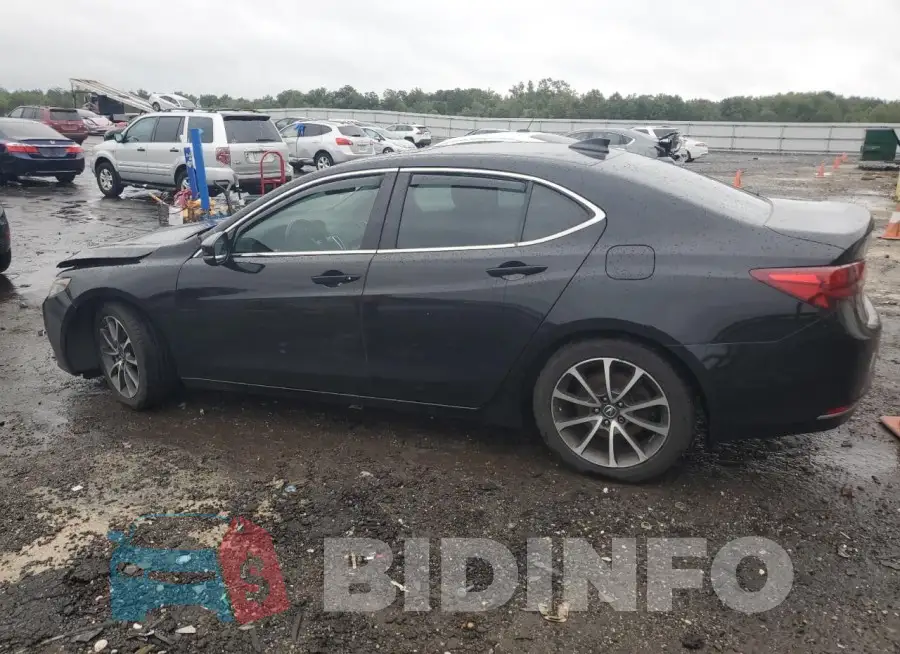 19UUB2F30FA025039 Photo# 2