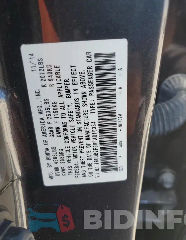 19UUB2F38FA010384 Photo# 12