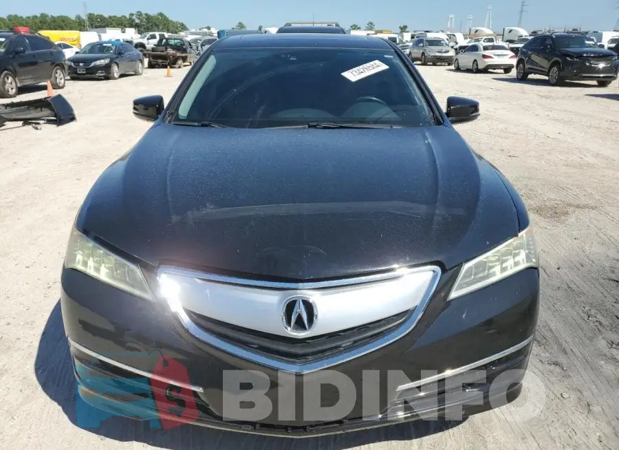 19UUB2F54FA002932 Photo# 5