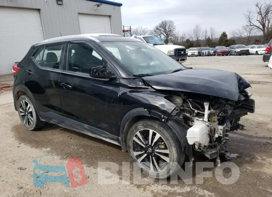 3N1CP5CU9JL532133 Photo# 4