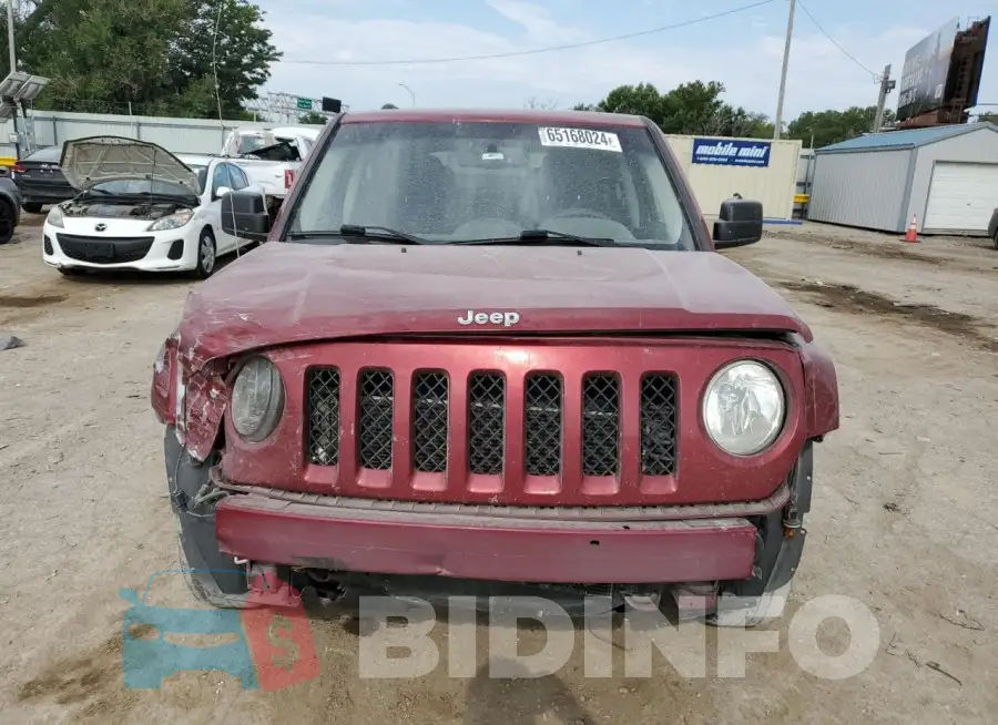 1C4NJPFB0HD184218 Photo# 5