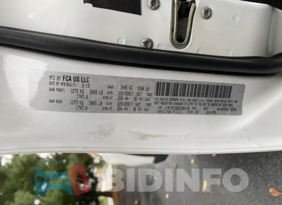 1C4PJMLB8KD390129 Photo# 10