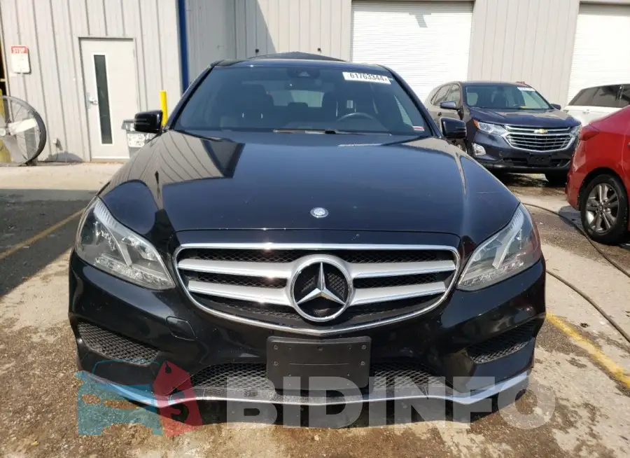 WDDHF5KB2FB121774 Photo# 5