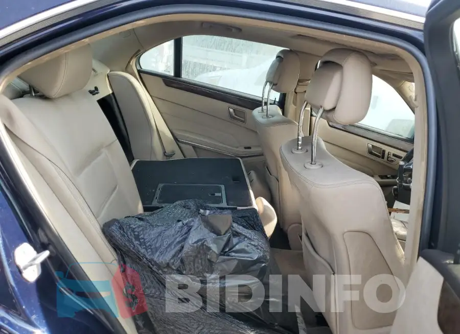 WDDHF8JB6FB131274 Photo# 10