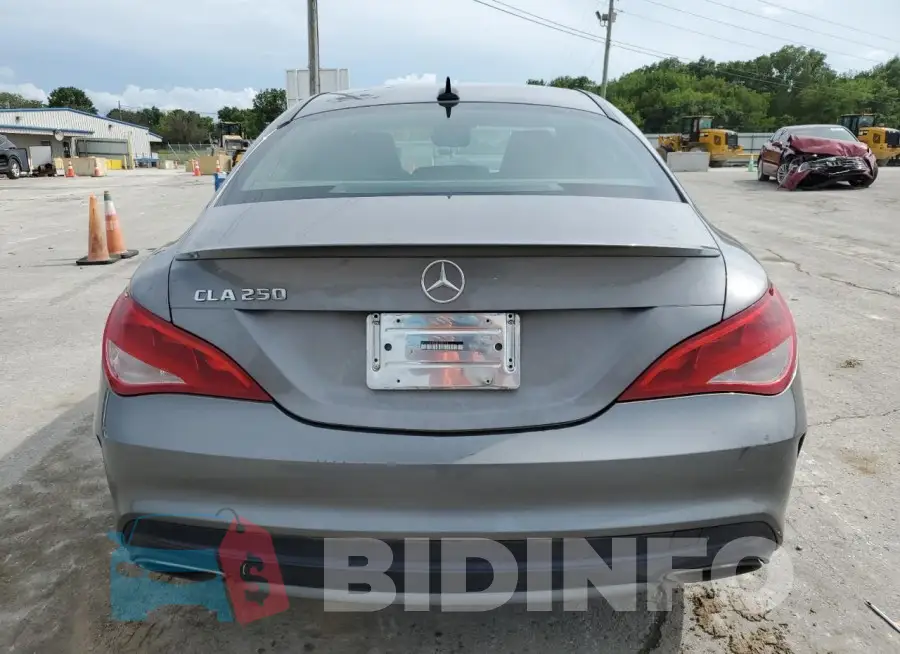 WDDSJ4EB0JN532771 Photo# 6