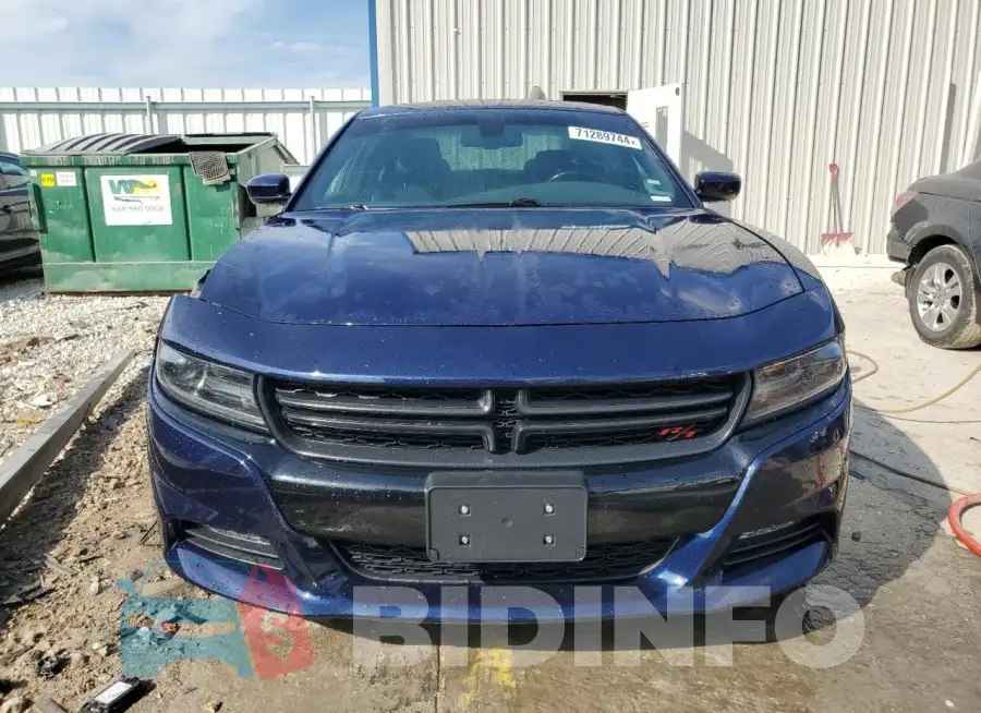 2C3CDXCT1FH737880 Photo# 5