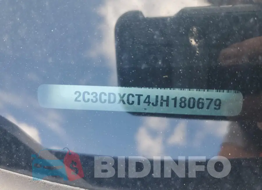 2C3CDXCT4JH180679 Photo# 12