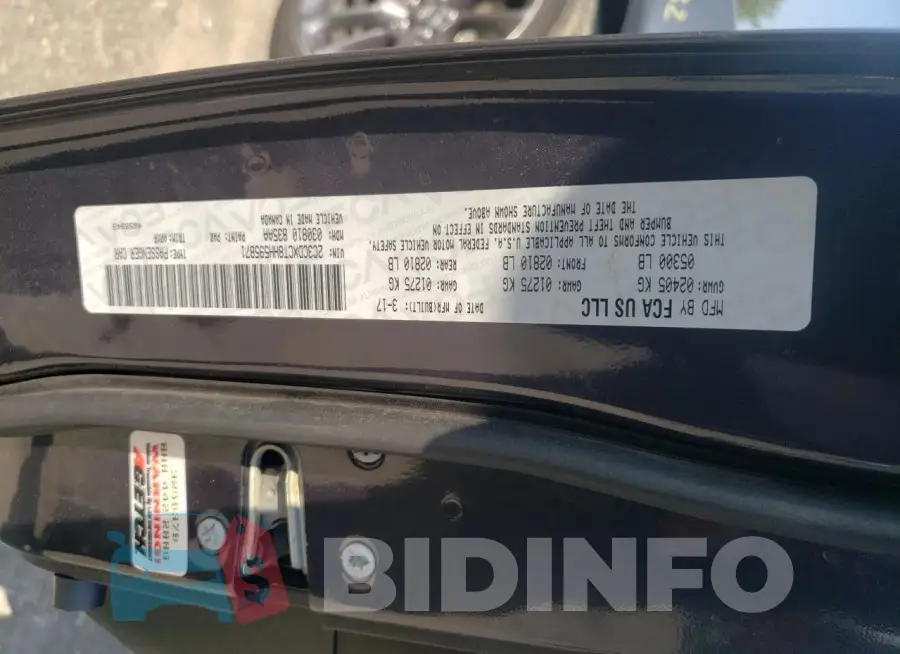 2C3CDXCT8HH595871 Photo# 12