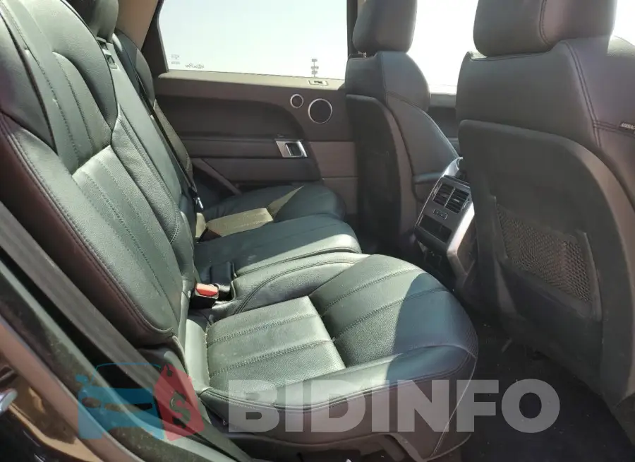 SALWG2KF4GA649607 Photo# 11