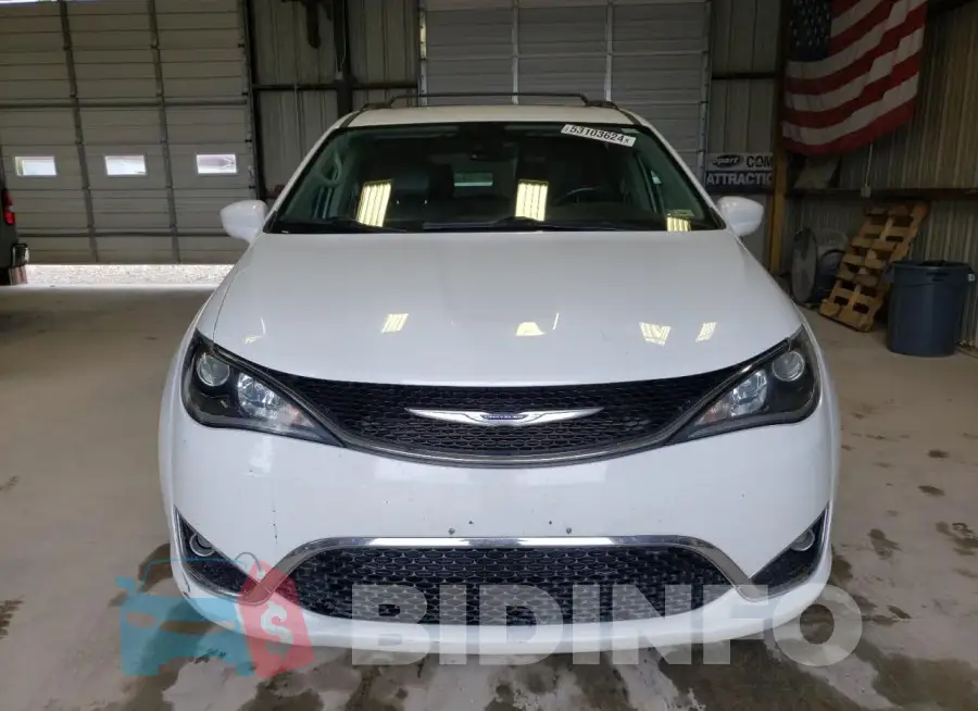 2C4RC1BG7KR624823 Photo# 5