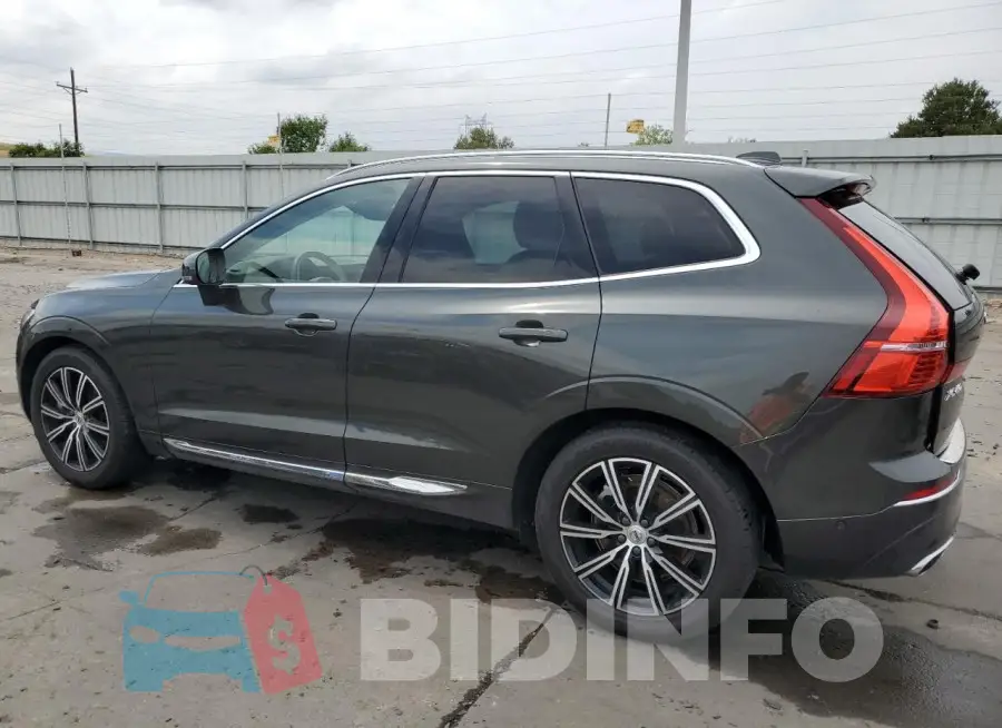 YV4102RL7M1825124 Photo# 2