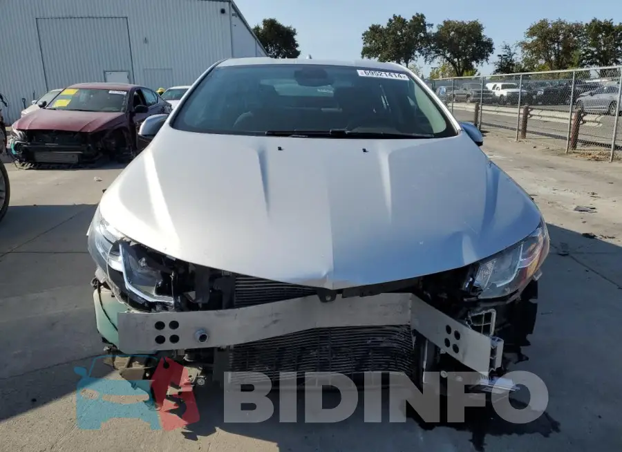 1G1RC6S52JU143657 Photo# 5