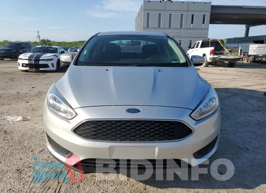 1FADP3F27JL249120 Photo# 5