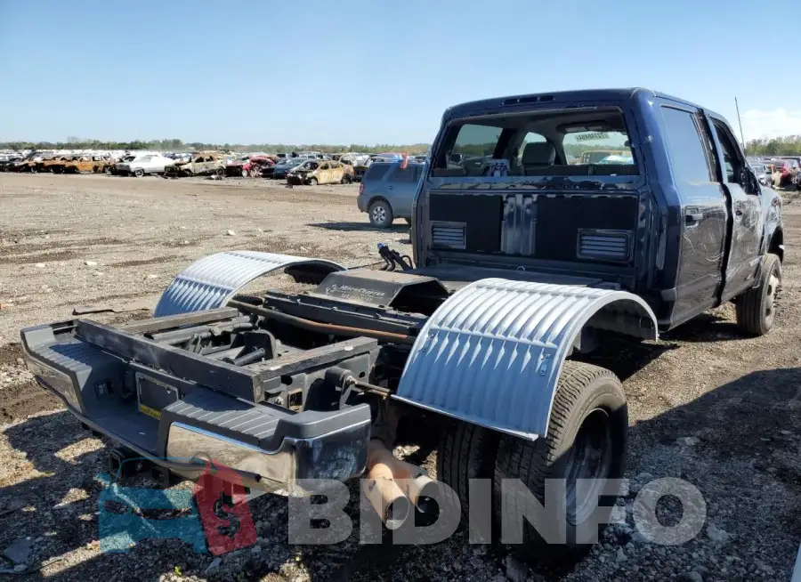 1FT8W3DT1JEC36667 Photo# 3