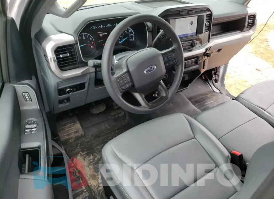 1FTMF1CB7PKD82223 Photo# 8