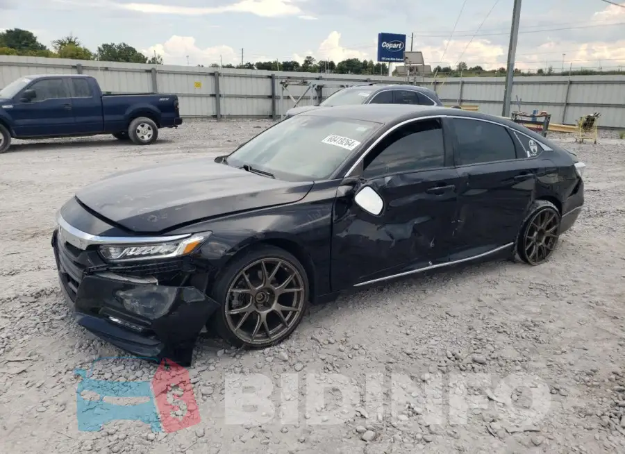 1HGCV2F69JA032674 Photo# 1