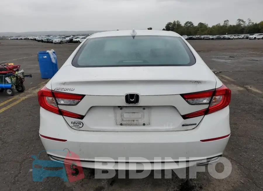 1HGCV3F40MA010572 Photo# 6