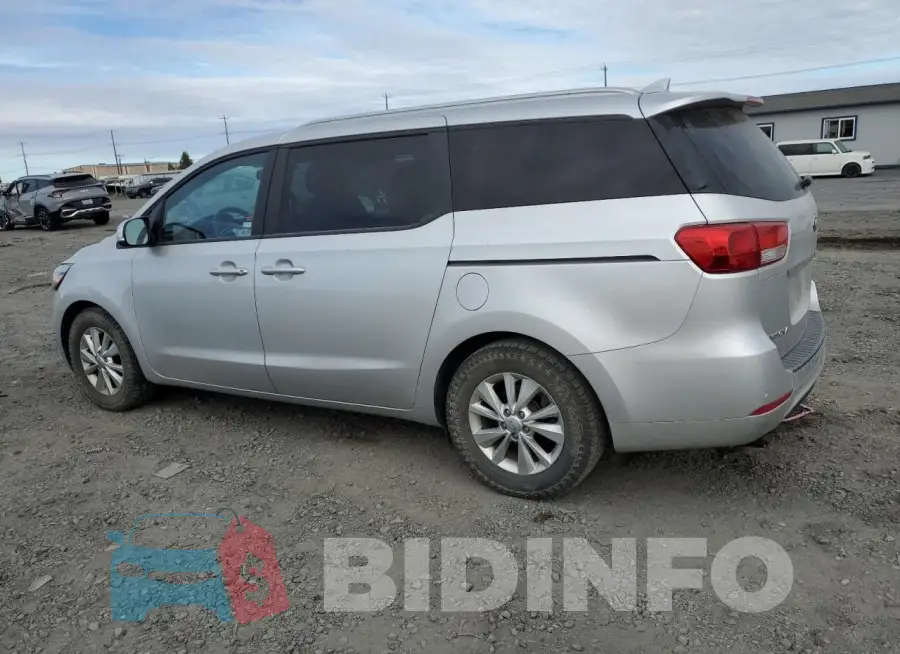 KNDMB5C13G6088465 Photo# 2