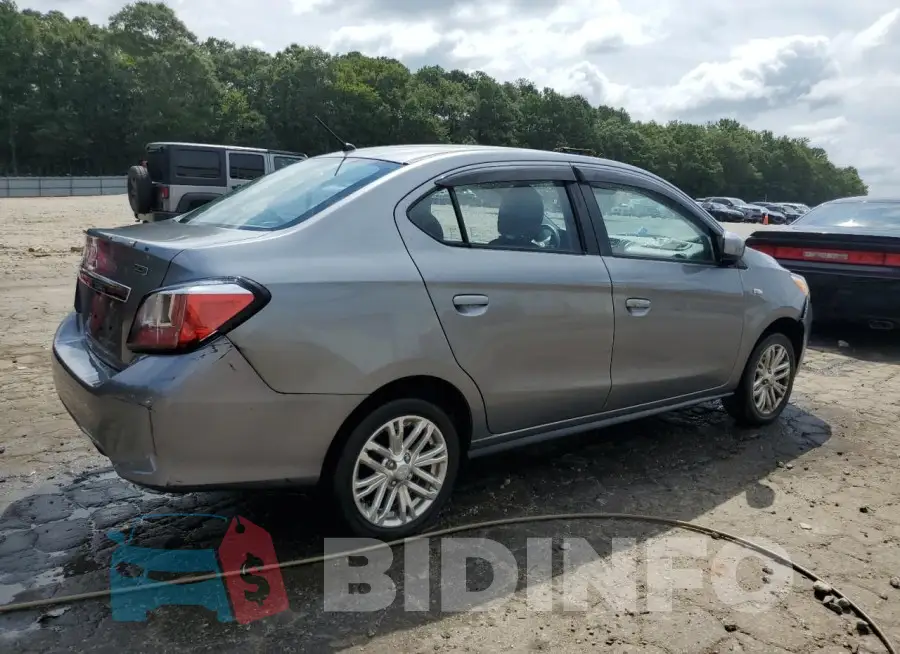 ML32FUFJ4NHF06833 Photo# 3