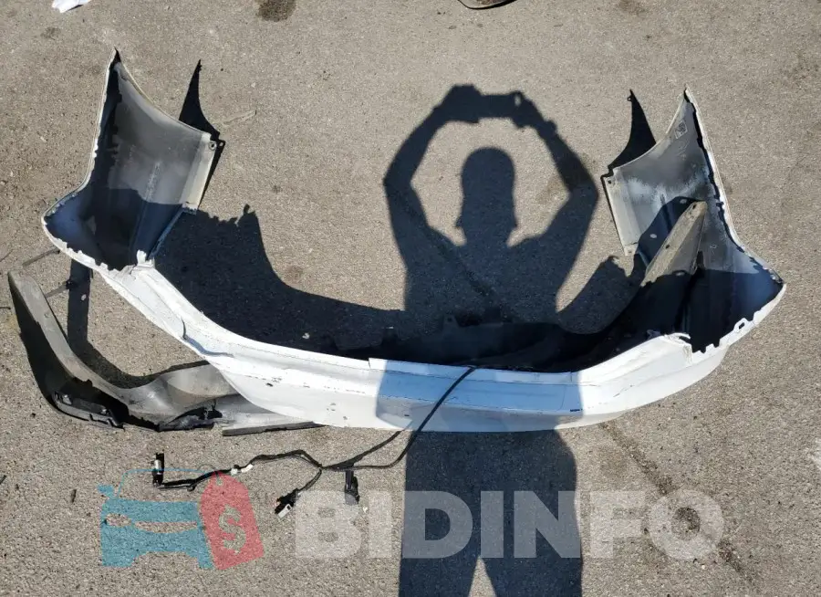 4T1B11HKXJU011630 Photo# 12