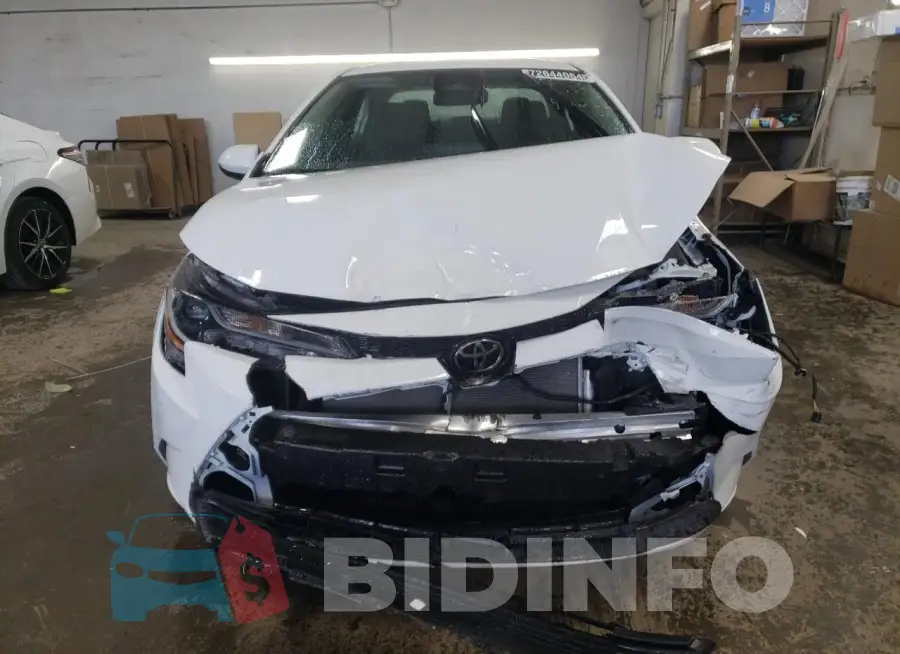 5YFB4MDE0RP156097 Photo# 5