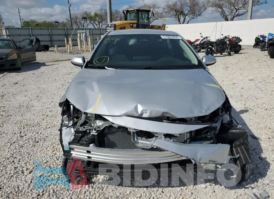 5YFB4MDE6RP145332 Photo# 5