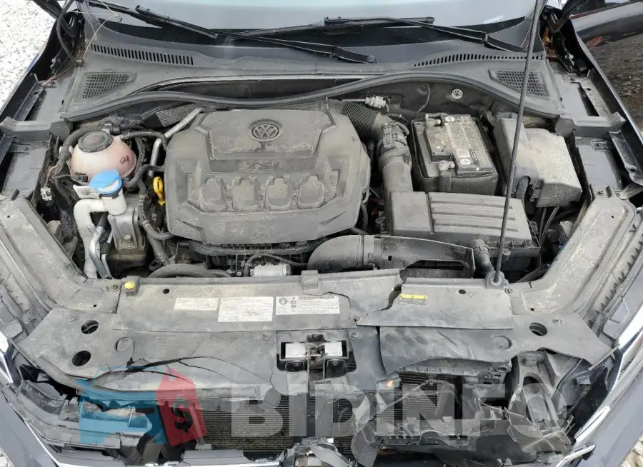 1VWSA7A38LC008127 Photo# 11